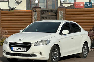 Седан Peugeot 301 2013 в Києві