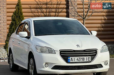 Седан Peugeot 301 2013 в Києві