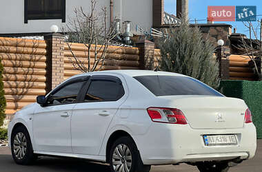 Седан Peugeot 301 2013 в Києві