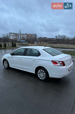 Седан Peugeot 301 2013 в Киеве