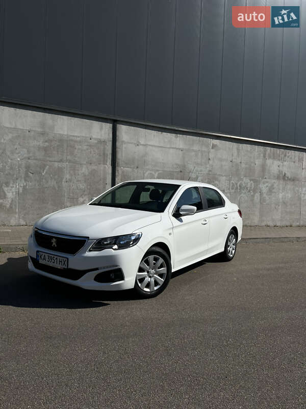 Седан Peugeot 301 2017 в Києві