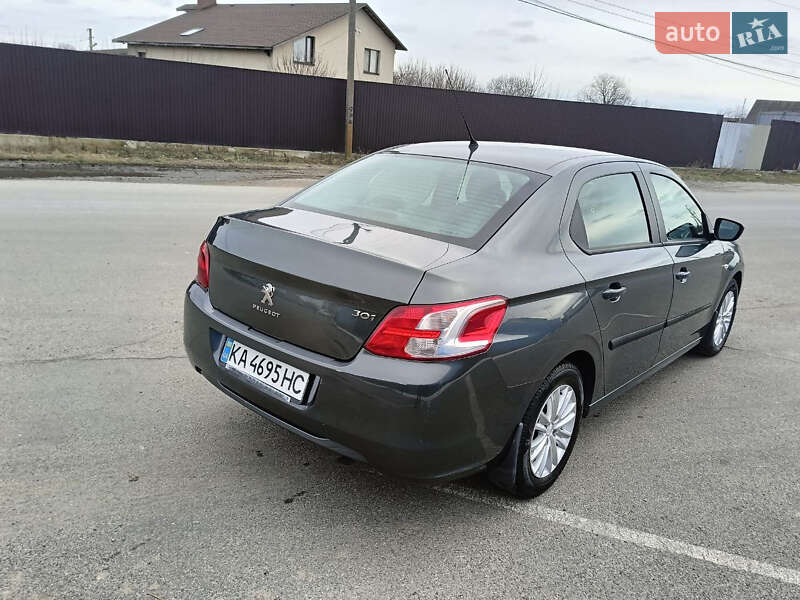 Седан Peugeot 301 2013 в Києві