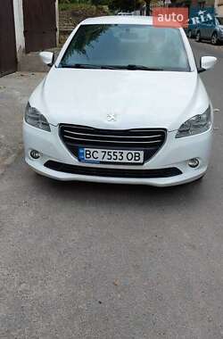 Седан Peugeot 301 2016 в Львове