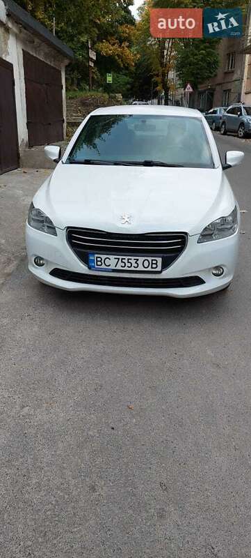 Седан Peugeot 301 2016 в Львові