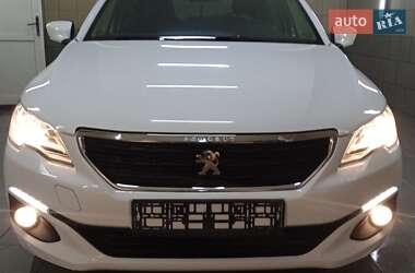 Седан Peugeot 301 2019 в Умані