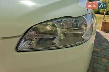 Седан Peugeot 301 2015 в 