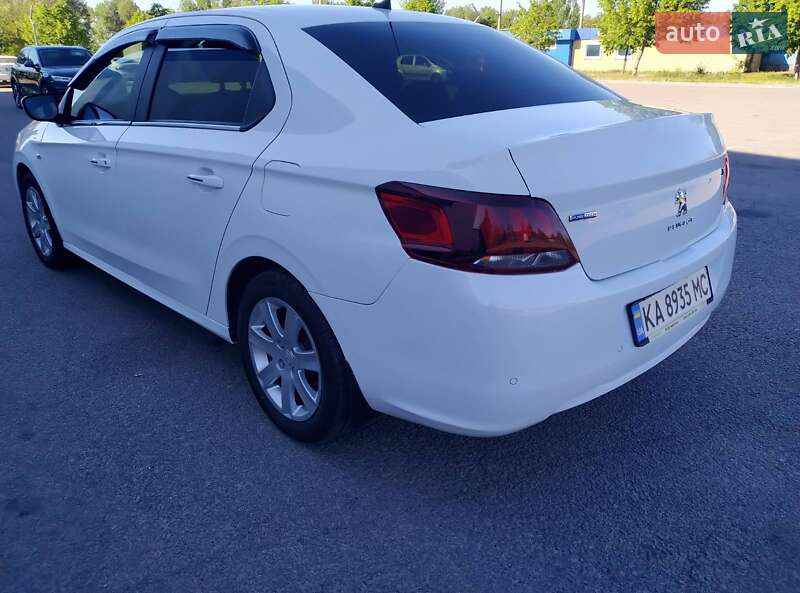 Седан Peugeot 301 2017 в Дніпрі