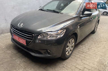 Седан Peugeot 301 2016 в Рівному