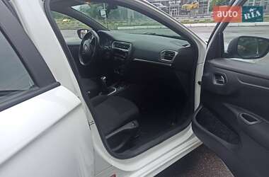 Седан Peugeot 301 2013 в 