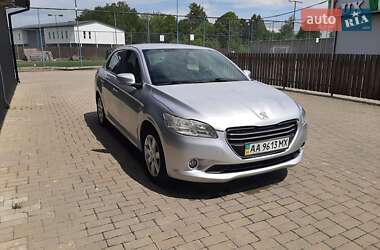 Седан Peugeot 301 2013 в Львові
