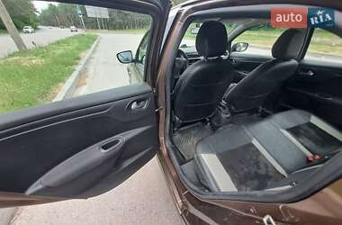 Седан Peugeot 301 2016 в 