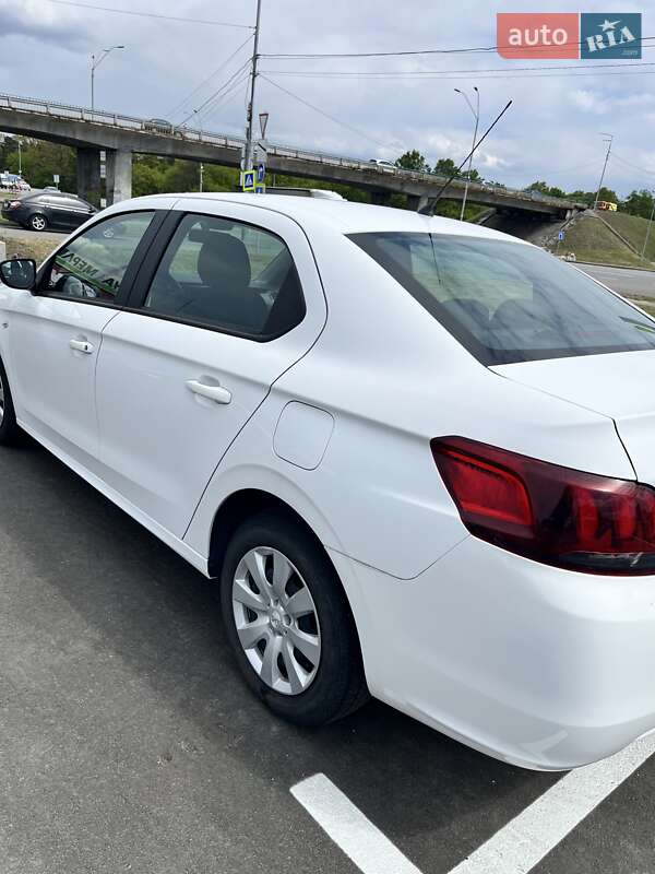 Седан Peugeot 301 2021 в Києві