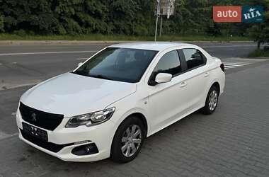 Седан Peugeot 301 2020 в Києві