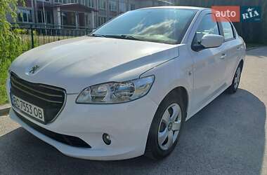 Седан Peugeot 301 2016 в Львові