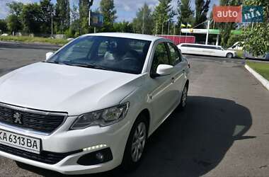 Седан Peugeot 301 2017 в Києві
