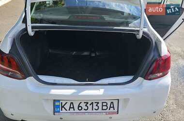 Седан Peugeot 301 2017 в 