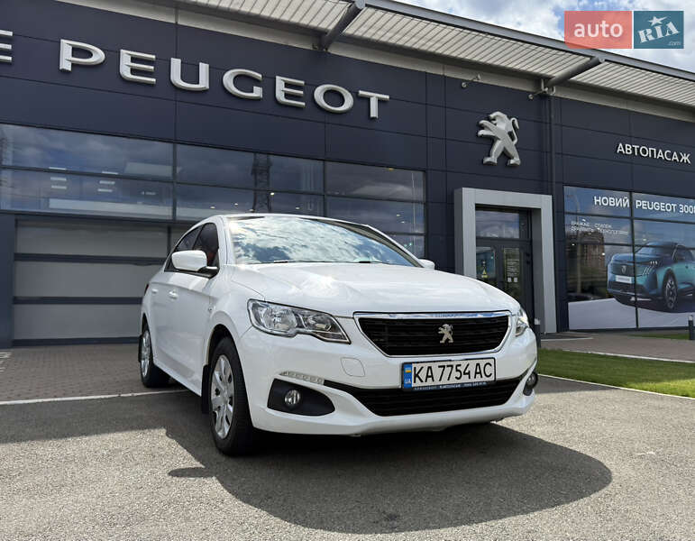 Peugeot 301 2020