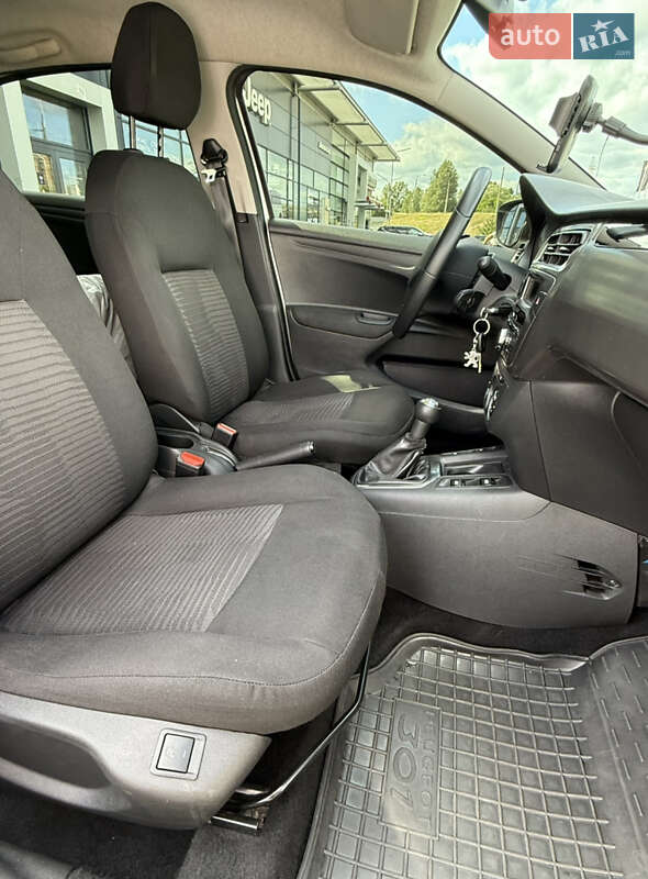 Седан Peugeot 301 2020 в Києві