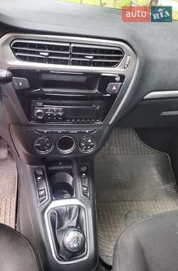 Седан Peugeot 301 2013 в Киеве