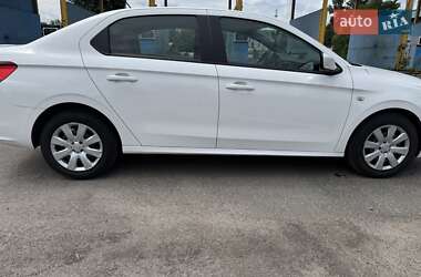 Седан Peugeot 301 2017 в Києві