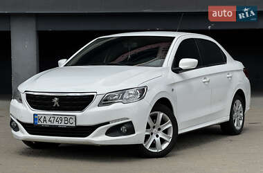 Седан Peugeot 301 2021 в Киеве
