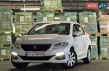 Седан Peugeot 301 2017 в Києві