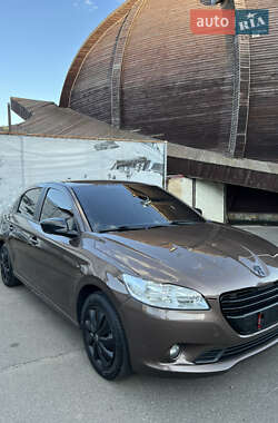 Седан Peugeot 301 2016 в Одесі