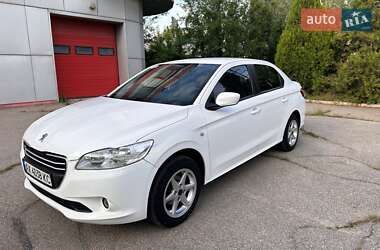 Седан Peugeot 301 2014 в Запорожье