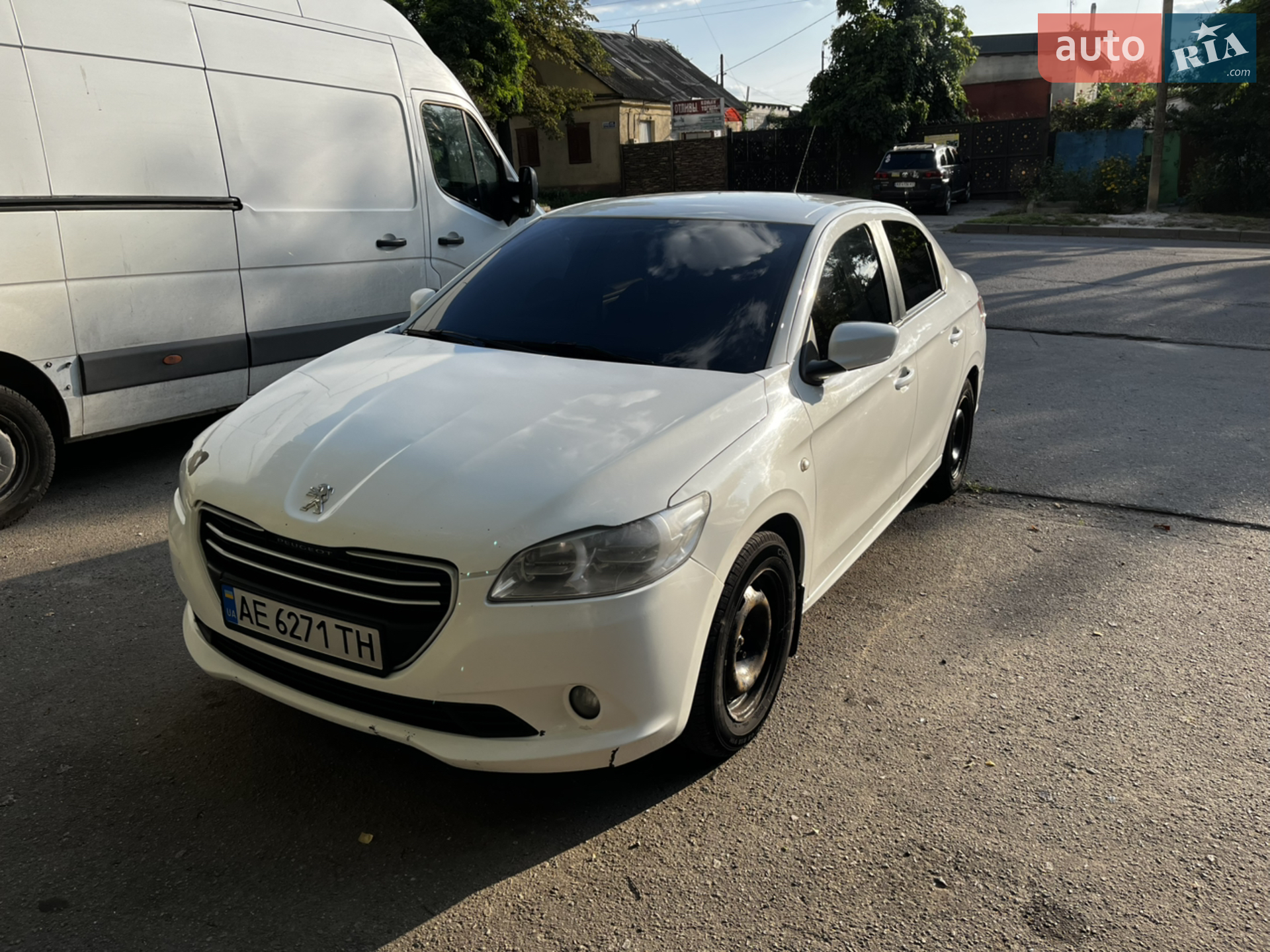 2013 Peugeot 301 - фото 1