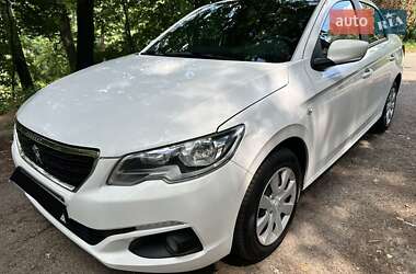 Седан Peugeot 301 2020 в Києві