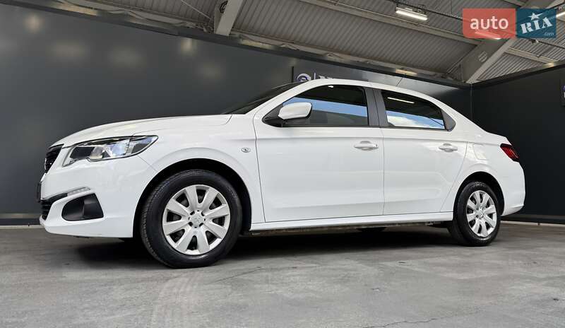 Седан Peugeot 301 2020 в Києві