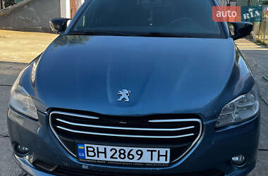 Седан Peugeot 301 2013 в Подільську