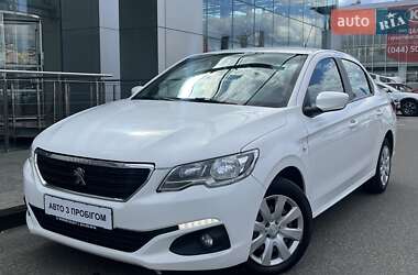 Седан Peugeot 301 2020 в Киеве