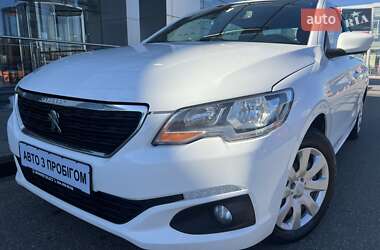 Седан Peugeot 301 2020 в Киеве