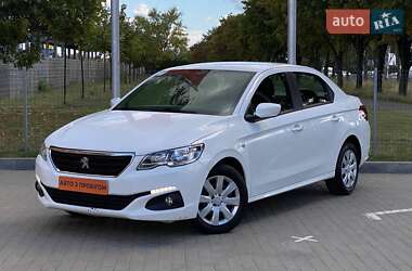 Седан Peugeot 301 2018 в Дніпрі