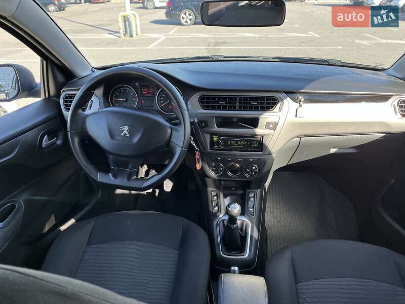 Седан Peugeot 301 2019 в Києві