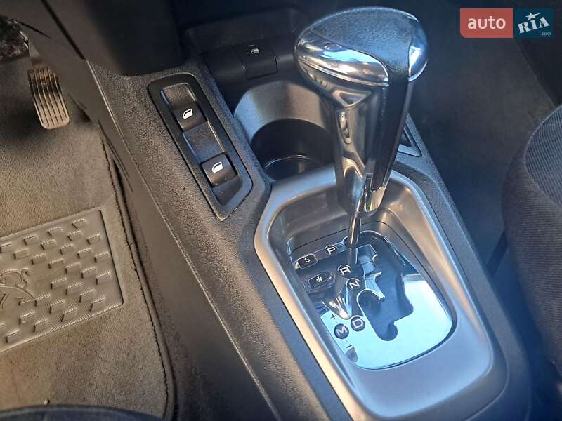 Седан Peugeot 301 2019 в Києві