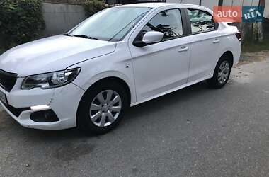 Седан Peugeot 301 2021 в Києві
