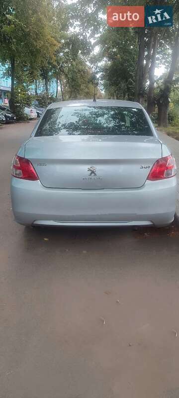 Седан Peugeot 301 2013 в Киеве