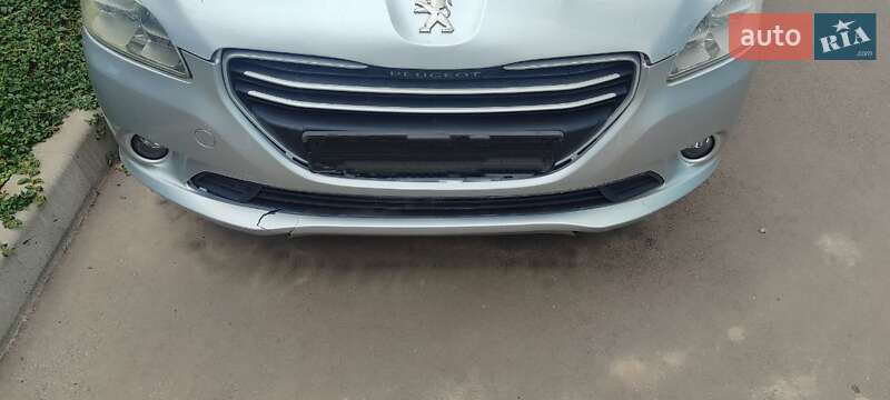 Седан Peugeot 301 2013 в Киеве