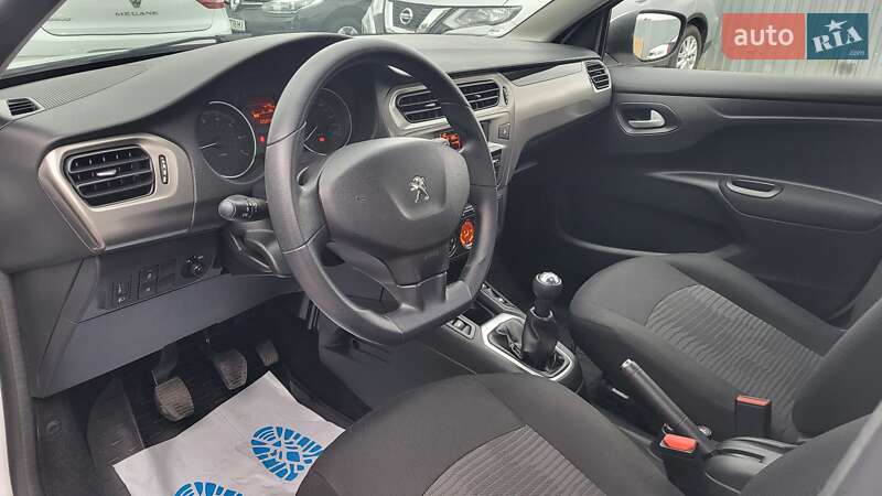 Седан Peugeot 301 2021 в Киеве