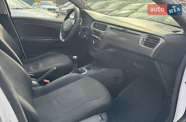 Седан Peugeot 301 2018 в 