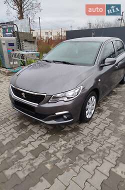 Седан Peugeot 301 2019 в Виноградове