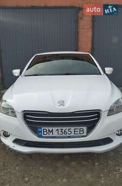 Седан Peugeot 301 2013 в Мені