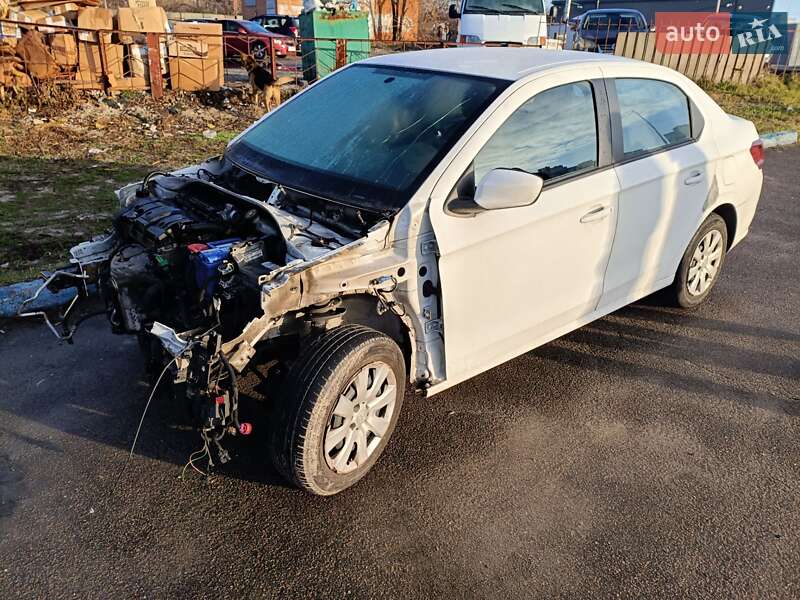 Седан Peugeot 301 2021 в Киеве