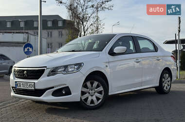 Седан Peugeot 301 2018 в Києві