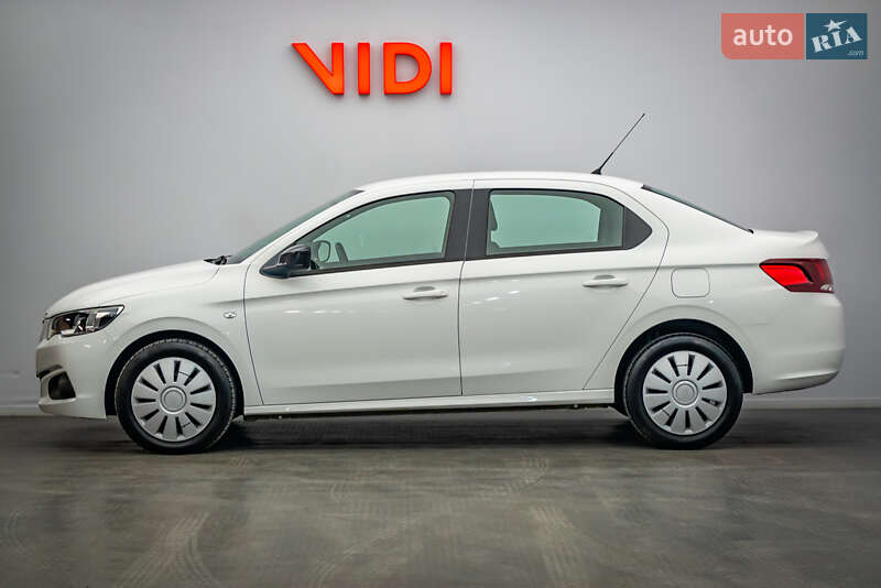 Седан Peugeot 301 2023 в Киеве