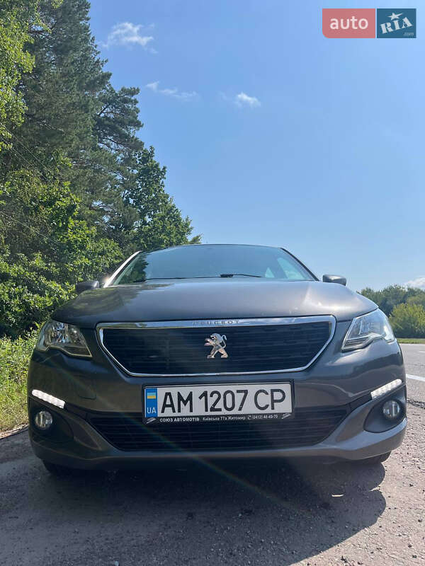Седан Peugeot 301 2019 в Романіву