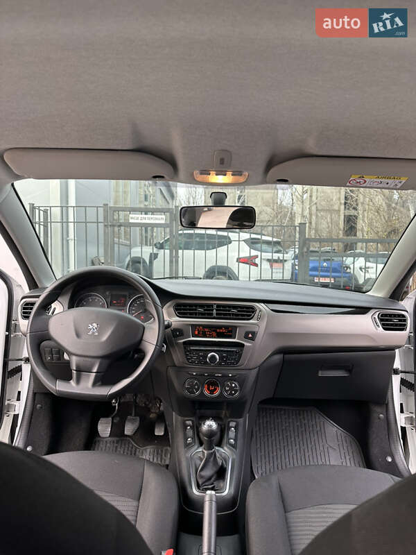 Седан Peugeot 301 2018 в Кременчуці