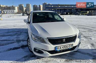 Седан Peugeot 301 2019 в Киеве